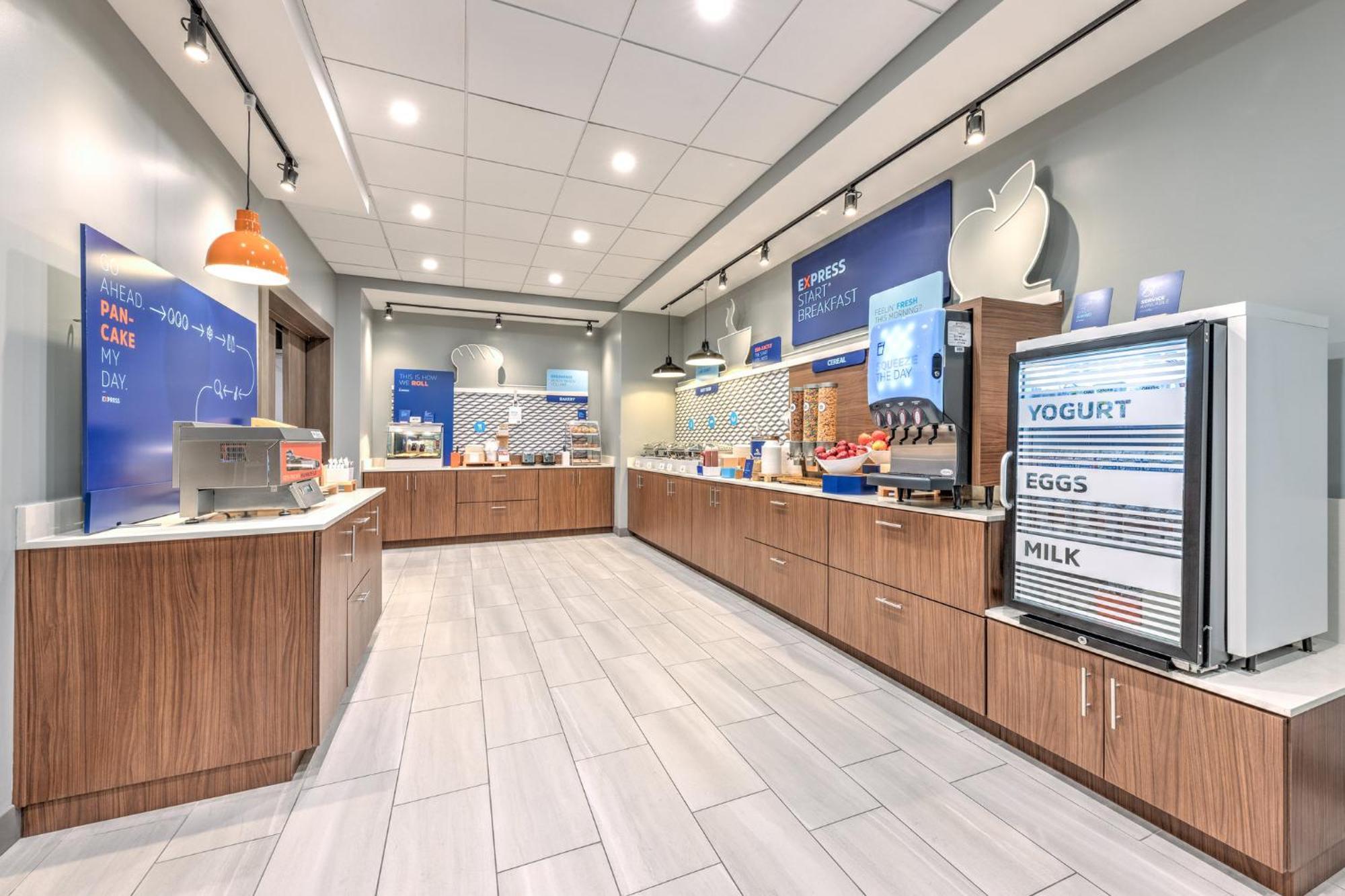 Holiday Inn Express & Suites Austin Airport East By Ihg Екстер'єр фото