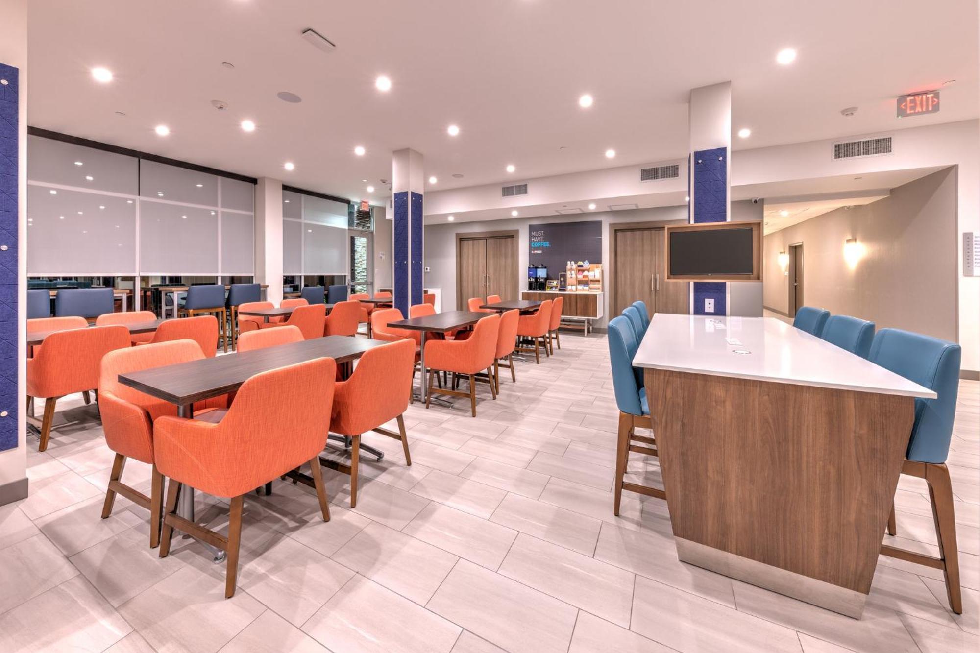 Holiday Inn Express & Suites Austin Airport East By Ihg Екстер'єр фото