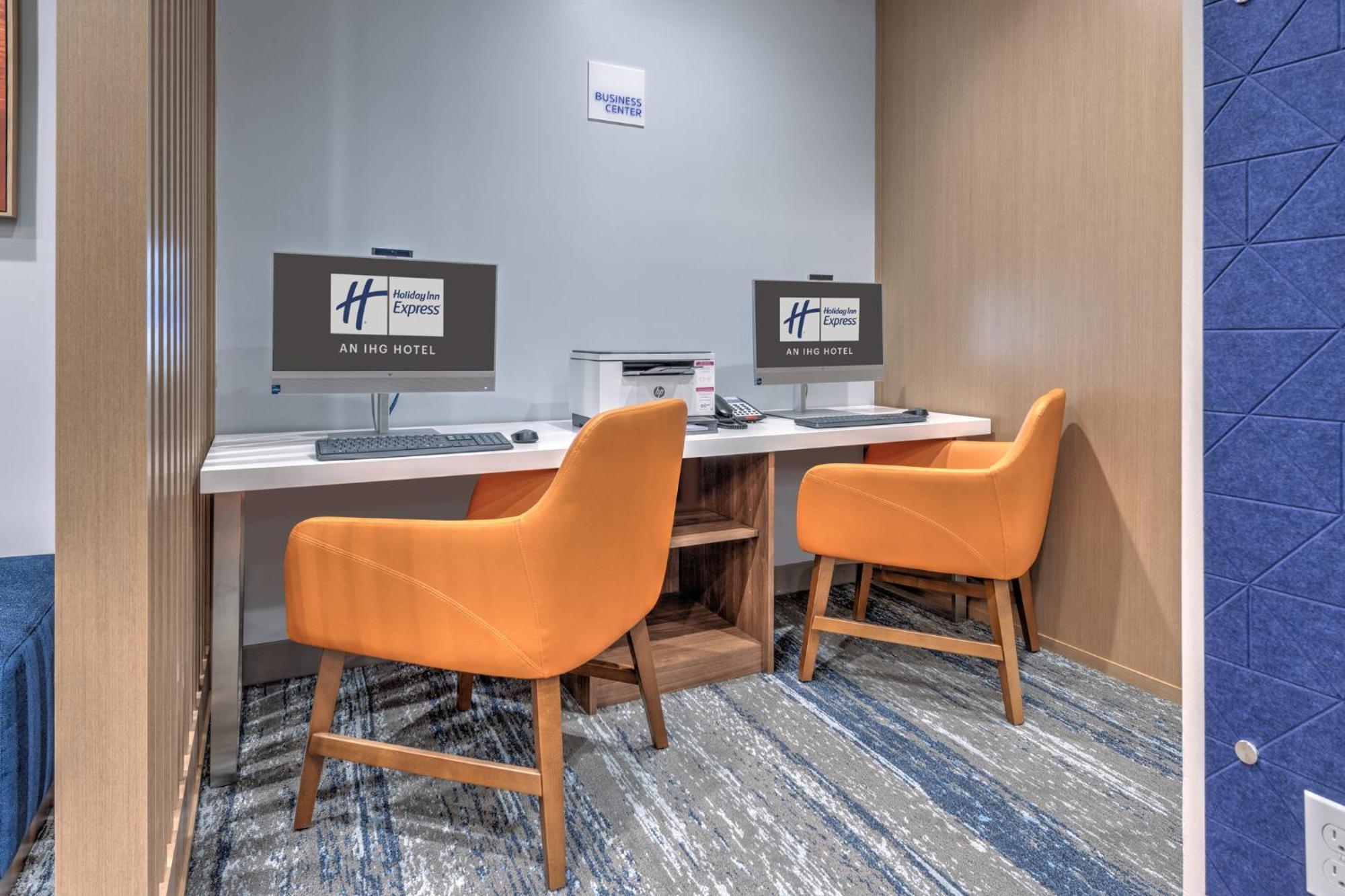 Holiday Inn Express & Suites Austin Airport East By Ihg Екстер'єр фото