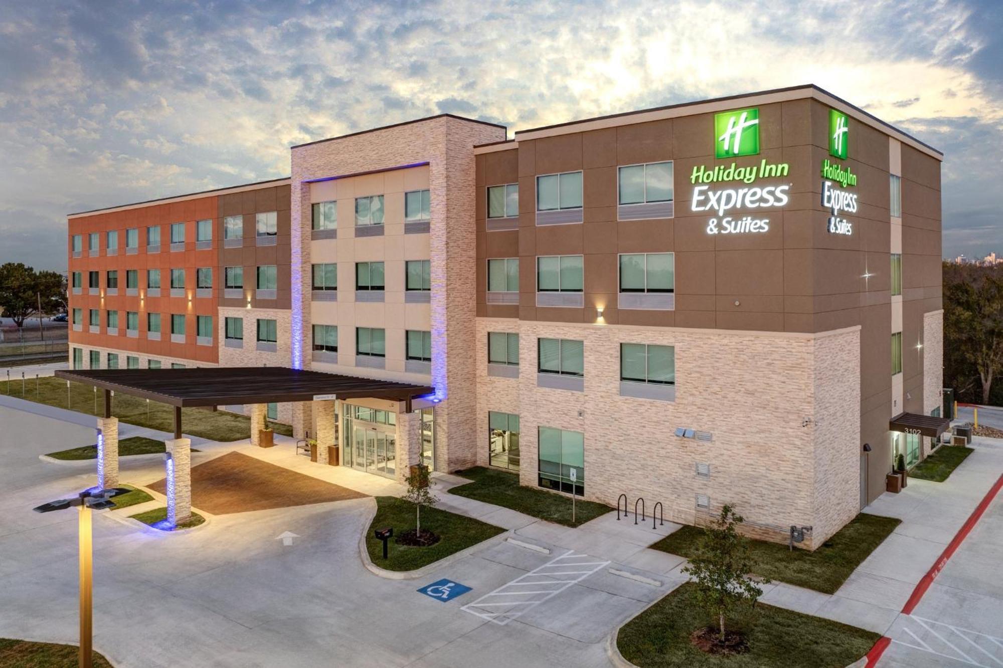 Holiday Inn Express & Suites Austin Airport East By Ihg Екстер'єр фото