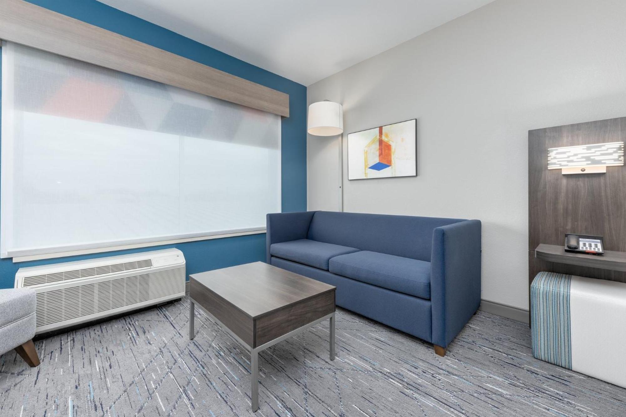 Holiday Inn Express & Suites Austin Airport East By Ihg Екстер'єр фото